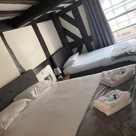 Tudor House Hotel Market Drayton Bagian luar foto